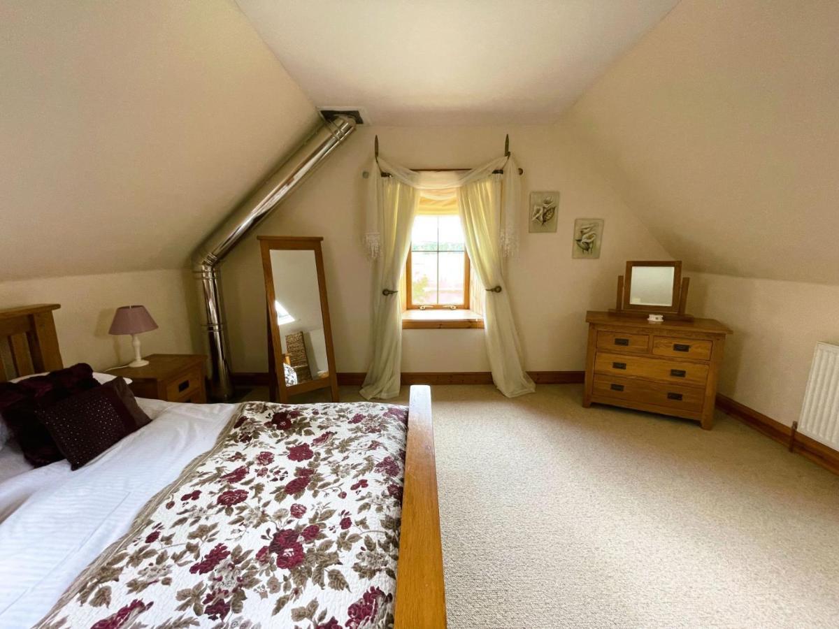 Deveron Valley Cottages Marnoch Extérieur photo